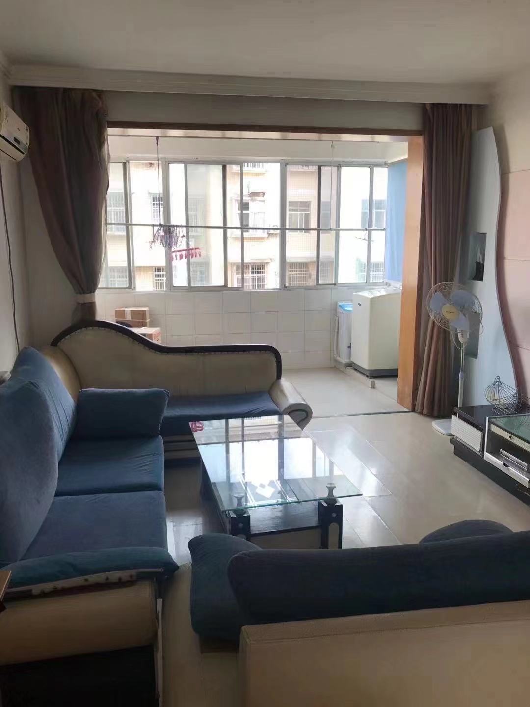 成事白领公寓 2室2厅1卫 1500.0元/月 成事白领公寓 2室2厅1卫 1500.0元/月室内图