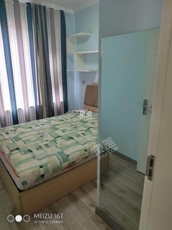东成樽品首尔  3室2厅2卫   2800.00元/月室内图