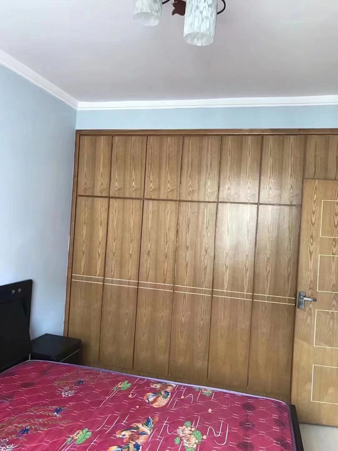 成事白领公寓 2室2厅1卫 1500.0元/月 成事白领公寓 2室2厅1卫 1500.0元/月室内图