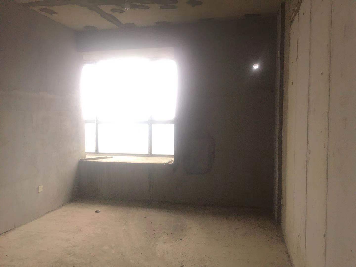 六合幸福里 3室2厅2卫 80.8万 六合幸福里 3室2厅2卫 80.8万客厅