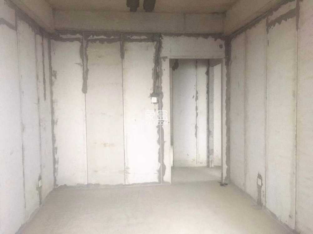 广德荷苑  3室2厅2卫   56.80万