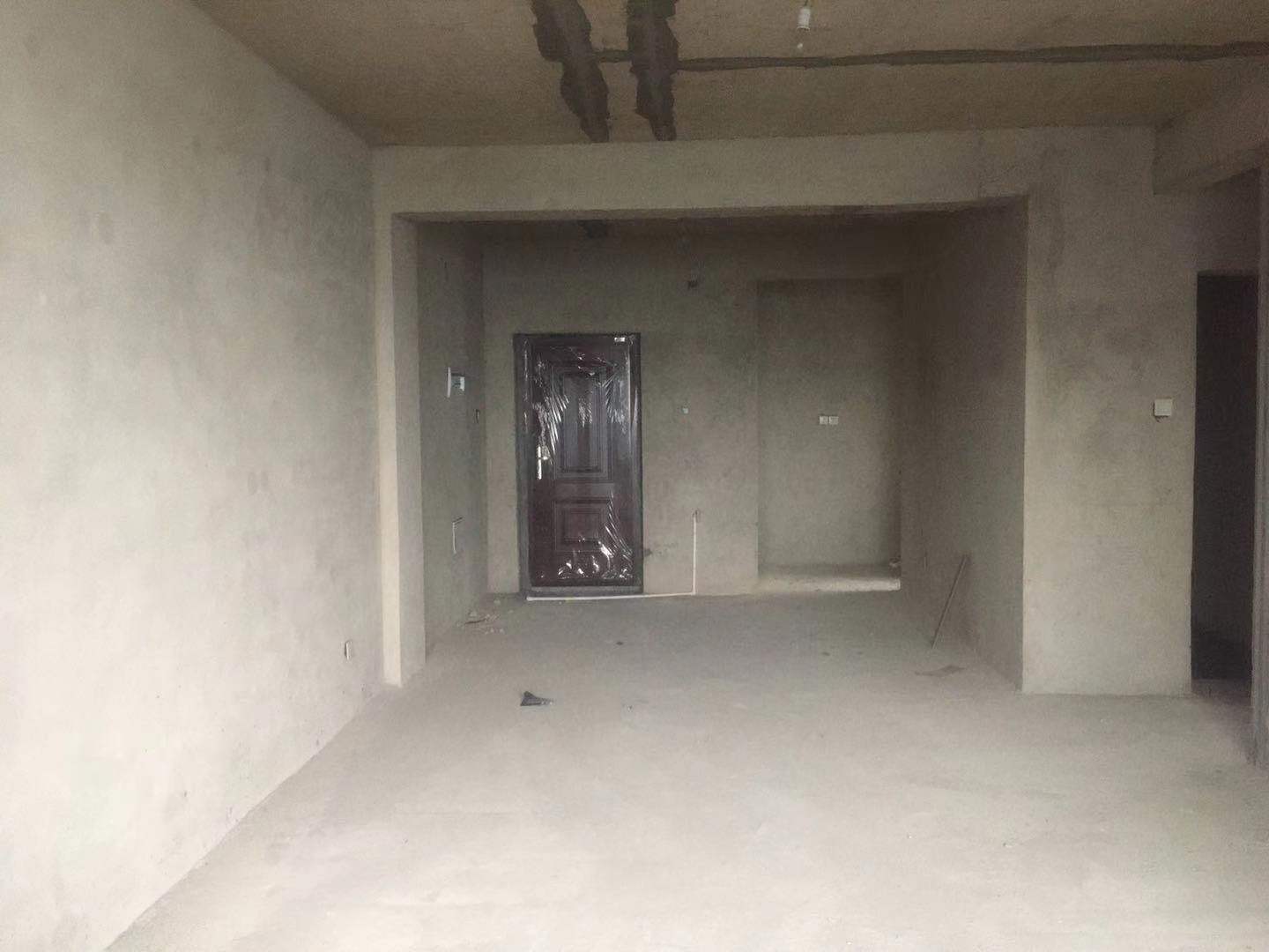 六合幸福里 3室2厅2卫 80.8万 六合幸福里 3室2厅2卫 80.8万客厅