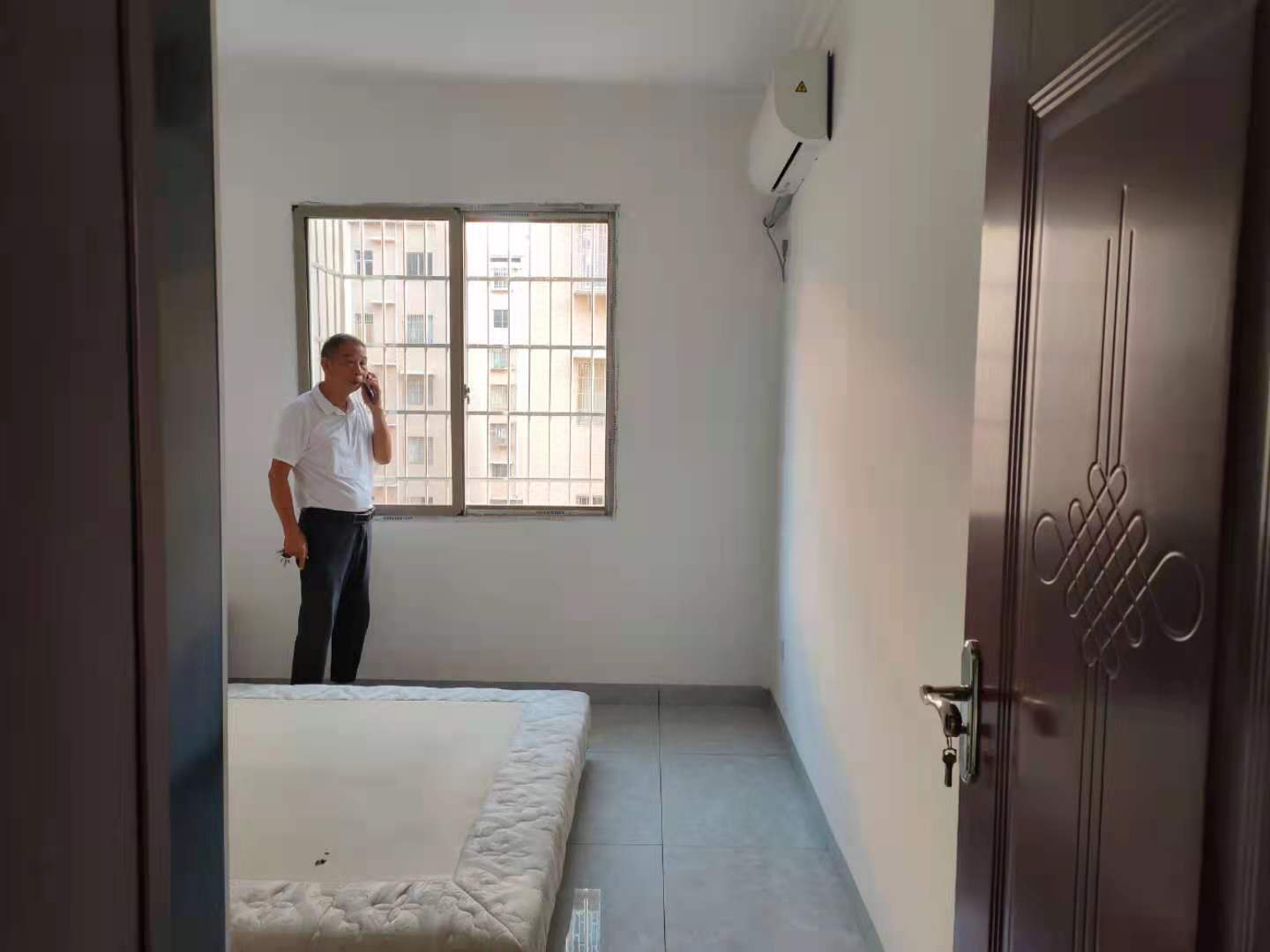 大立小区  2室1厅1卫    1280.0元/月 大立小区  2室1厅1卫    1280.0元/月室内图