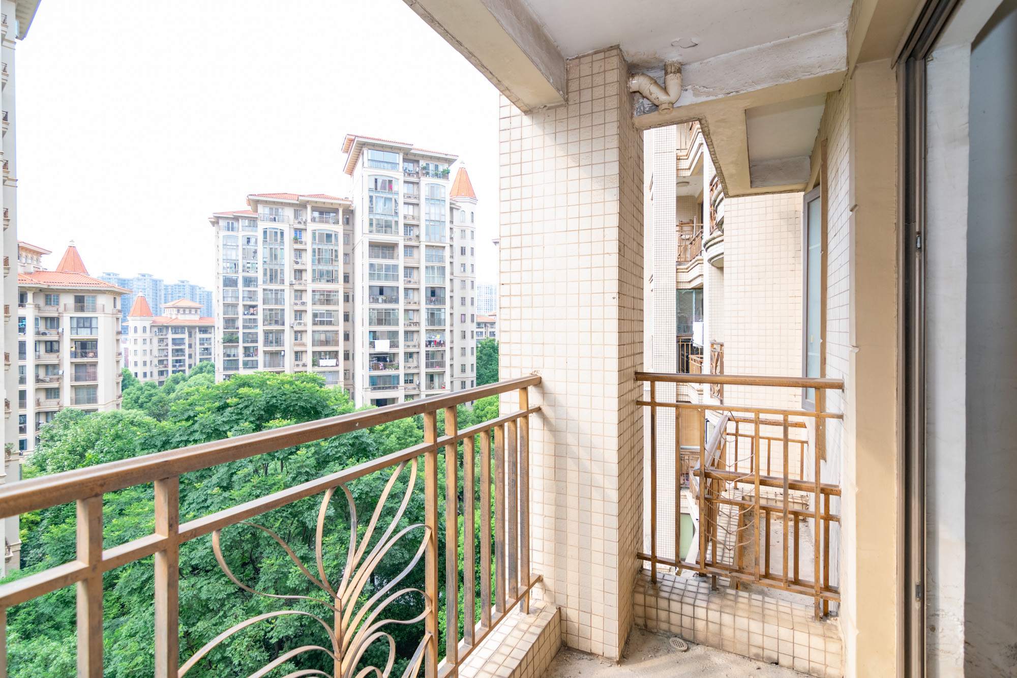 长沙玫瑰园  3室2厅2卫   125.00万其他