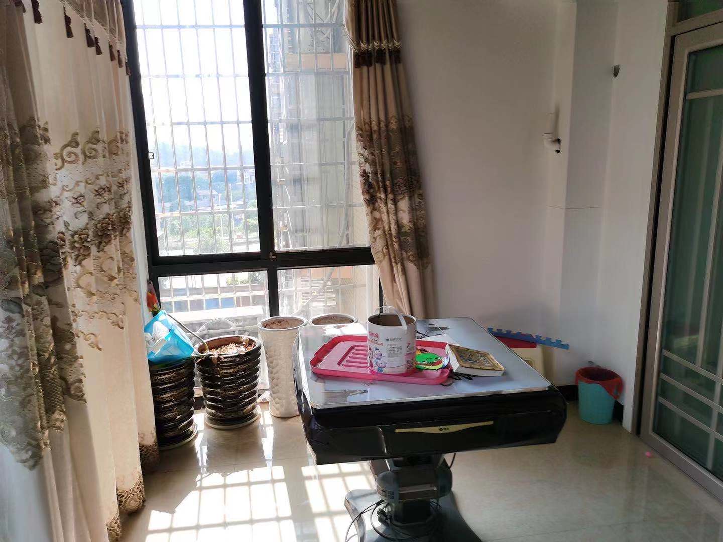 孙河九龙湾  4室2厅2卫    95.8万 孙河九龙湾  4室2厅2卫    95.8万阳台