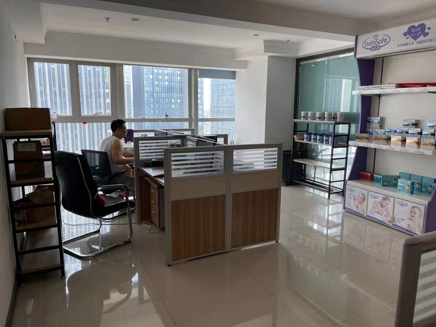 金融城一期 4室2厅2卫 32000.00元/月 金融城一期 4室2厅2卫 32000.00元/月小区图