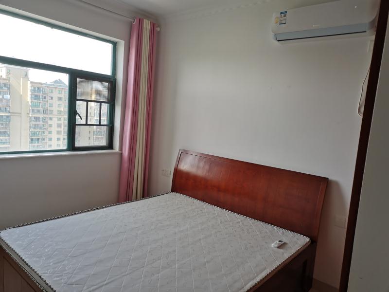 湖景花园 2室2厅1卫 2200.0元/月 湖景花园 2室2厅1卫 2200.0元/月室内图