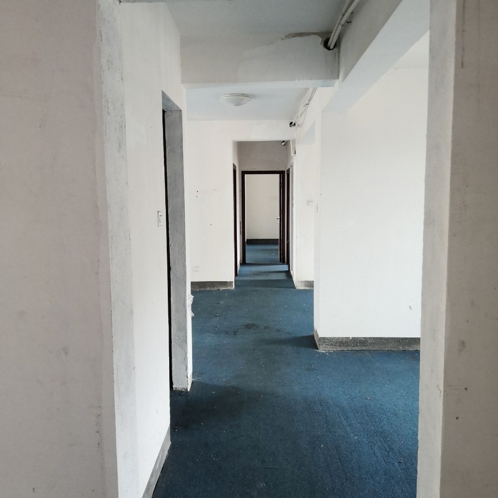 达美D6区  3室2厅1卫    2800.0元/月室内图