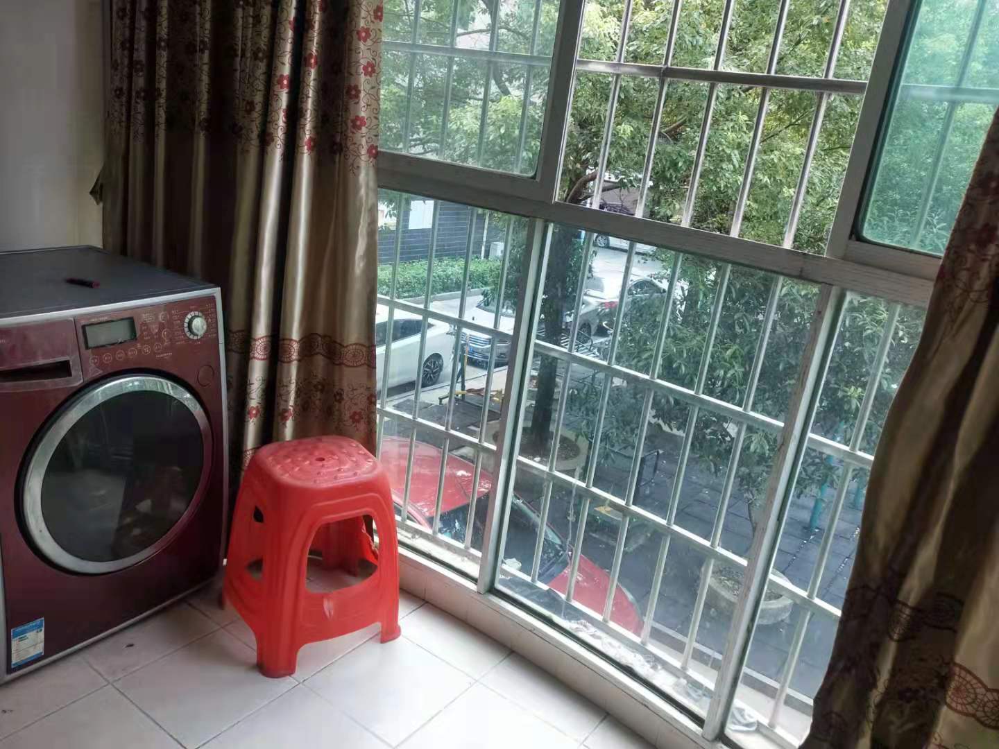 明兴花苑 4室2厅2卫 2500.0元/月 明兴花苑 4室2厅2卫 2500.0元/月室内图