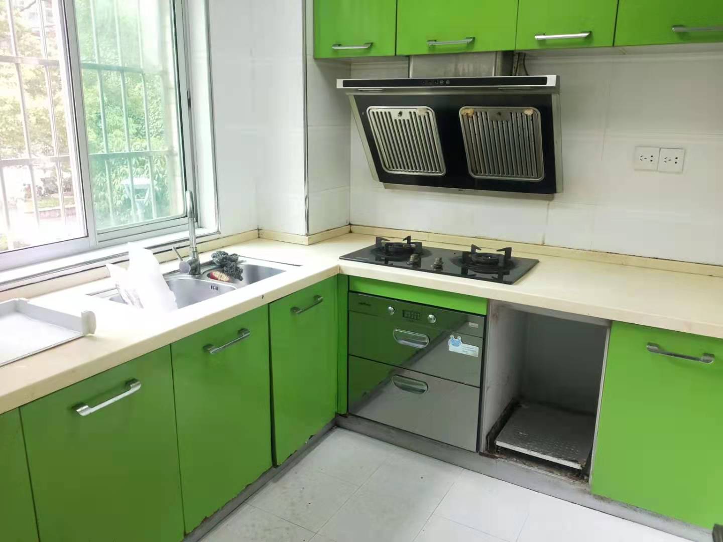 明兴花苑 4室2厅2卫 2500.0元/月 明兴花苑 4室2厅2卫 2500.0元/月室内图