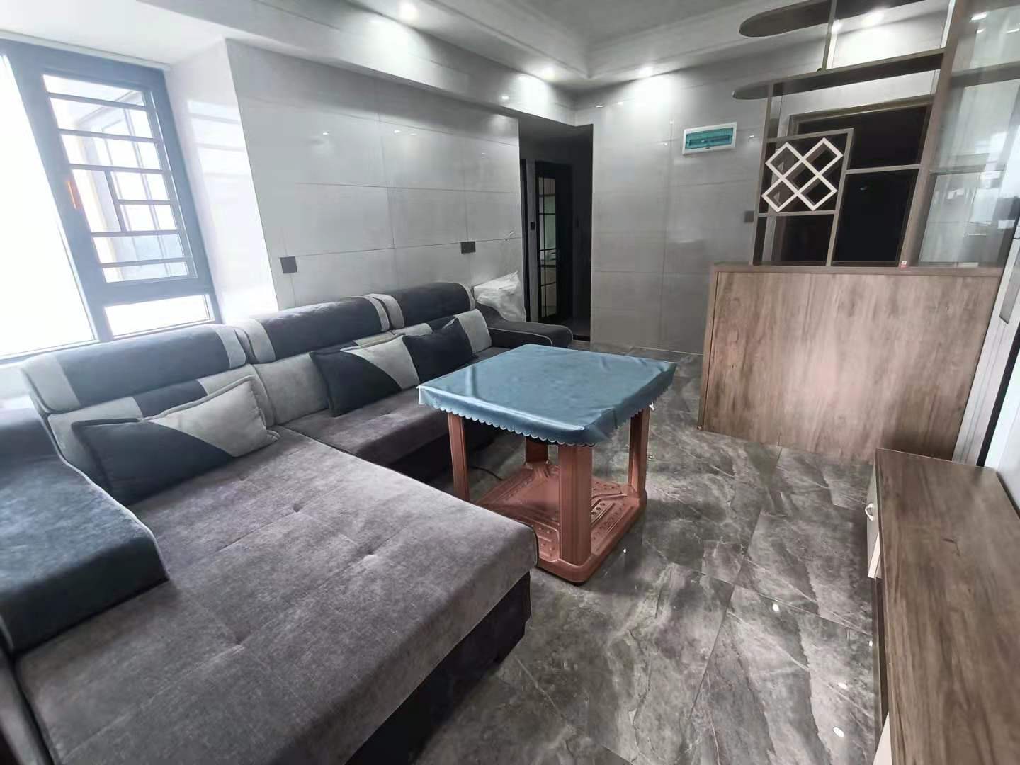 百弘学府城 2室1厅1卫 1500.0元/月 百弘学府城 2室1厅1卫 1500.0元/月室内图