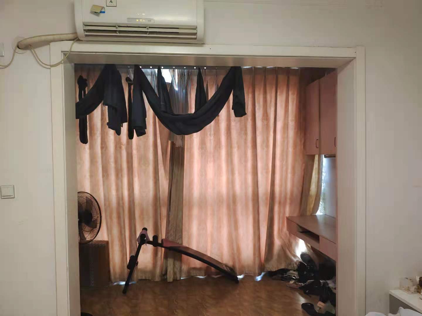 富厚名邸  1室1厅1卫    35.8万 富厚名邸  1室1厅1卫    35.8万卧室