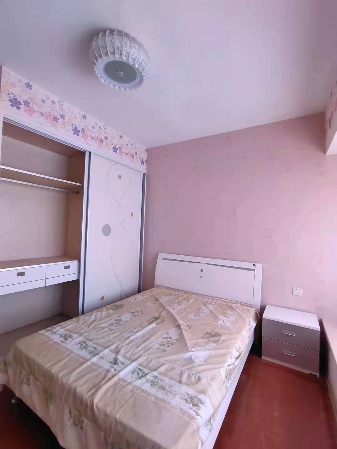 愉景湾西域  5室2厅2卫   2800.00元/月室内图