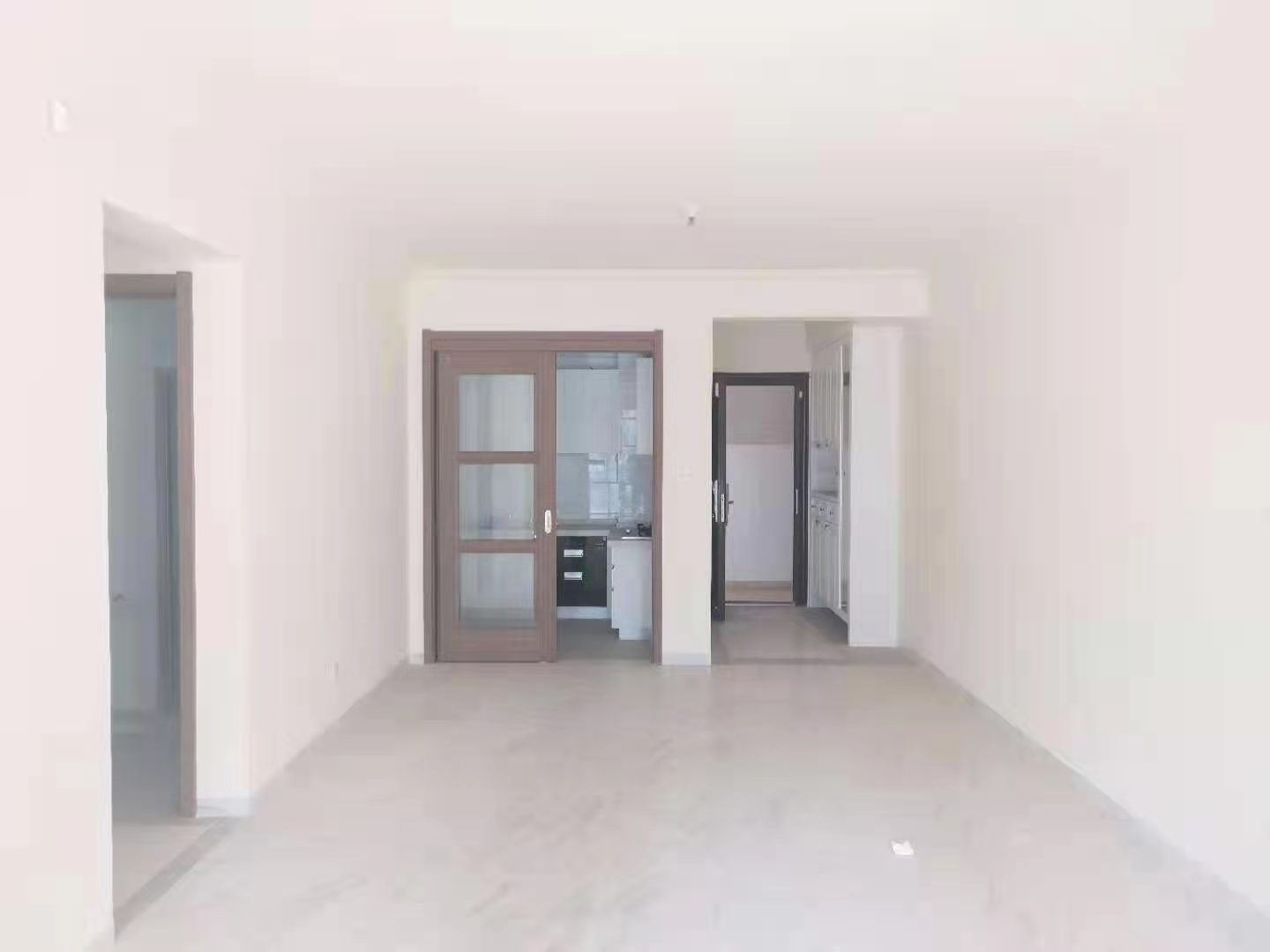 华耀碧桂园十里江湾观澜  3室2厅2卫    2800.0元/月 华耀碧桂园十里江湾观澜  3室2厅2卫    2800.0元/月户型图