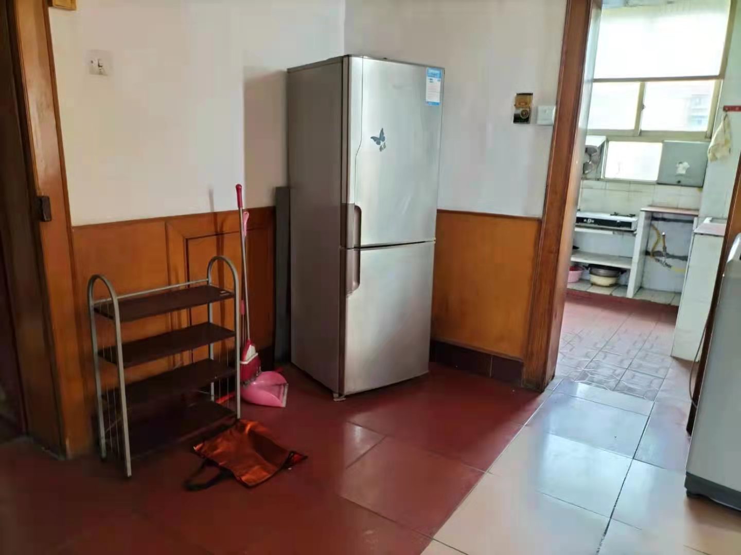 三医院宿舍 2室2厅1卫 800.0元/月 三医院宿舍 2室2厅1卫 800.0元/月室内图