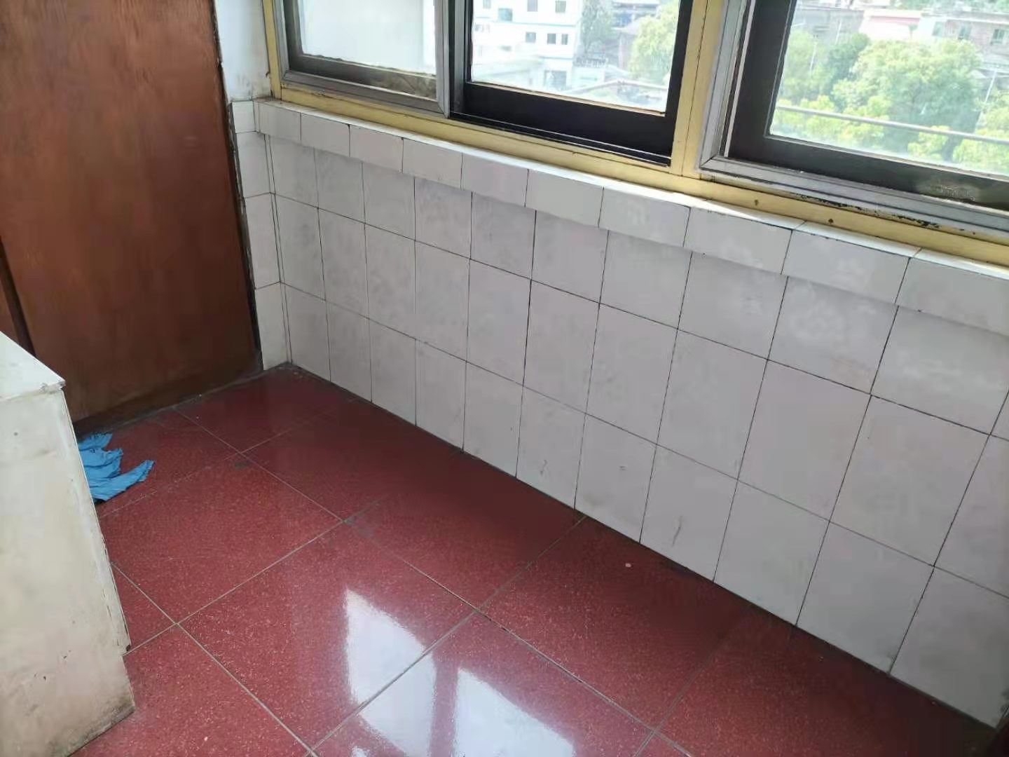 三医院宿舍 2室2厅1卫 800.0元/月 三医院宿舍 2室2厅1卫 800.0元/月室内图