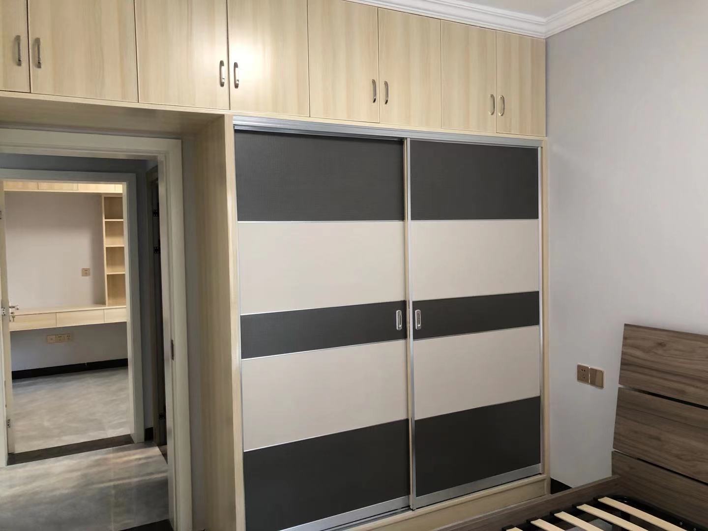 尚东家园 2室2厅1卫 1900.0元/月 尚东家园 2室2厅1卫 1900.0元/月