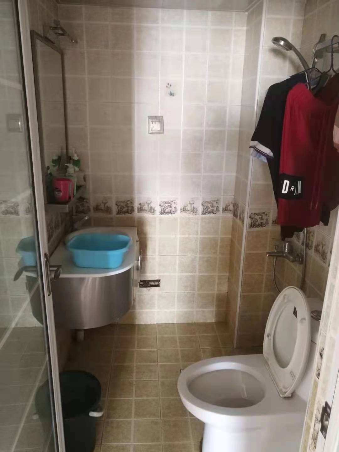 巴陵壹号 1室1厅1卫 1480.0元/月 巴陵壹号 1室1厅1卫 1480.0元/月室内图