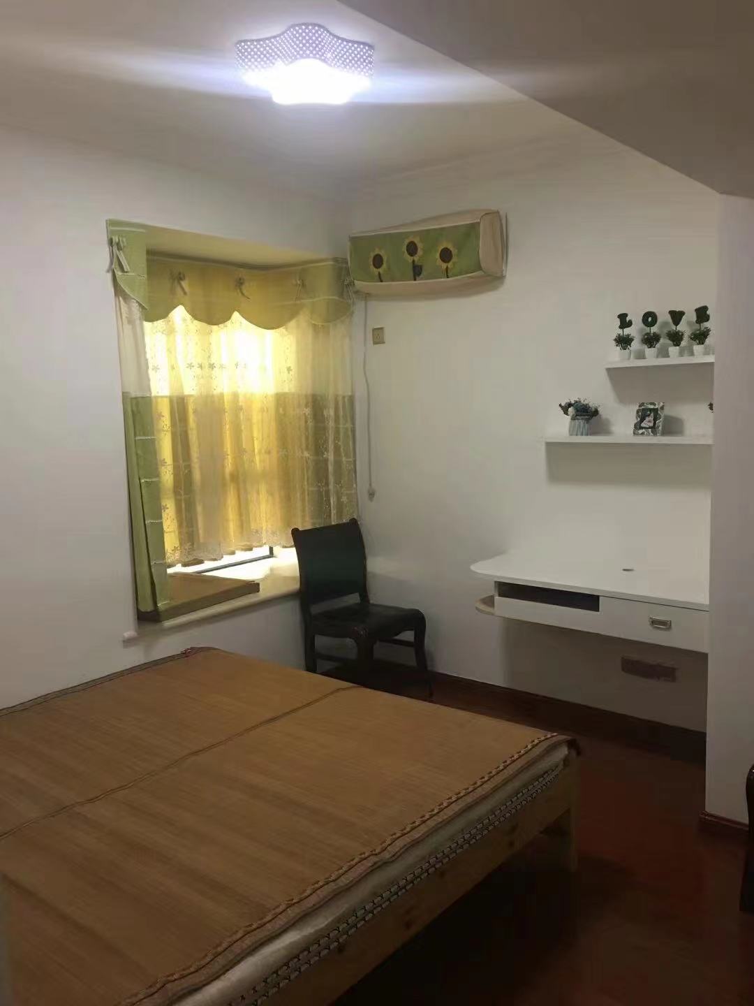 金谷湾小区 3室2厅1卫 2300.0元/月 金谷湾小区 3室2厅1卫 2300.0元/月室内图