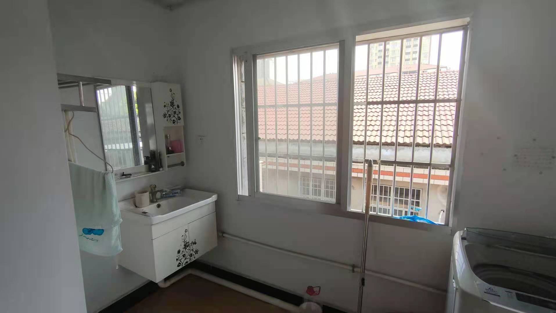 私房(桃源县所有)  3室2厅3卫    120.0万 私房(桃源县所有)  3室2厅3卫    120.0万卫生间