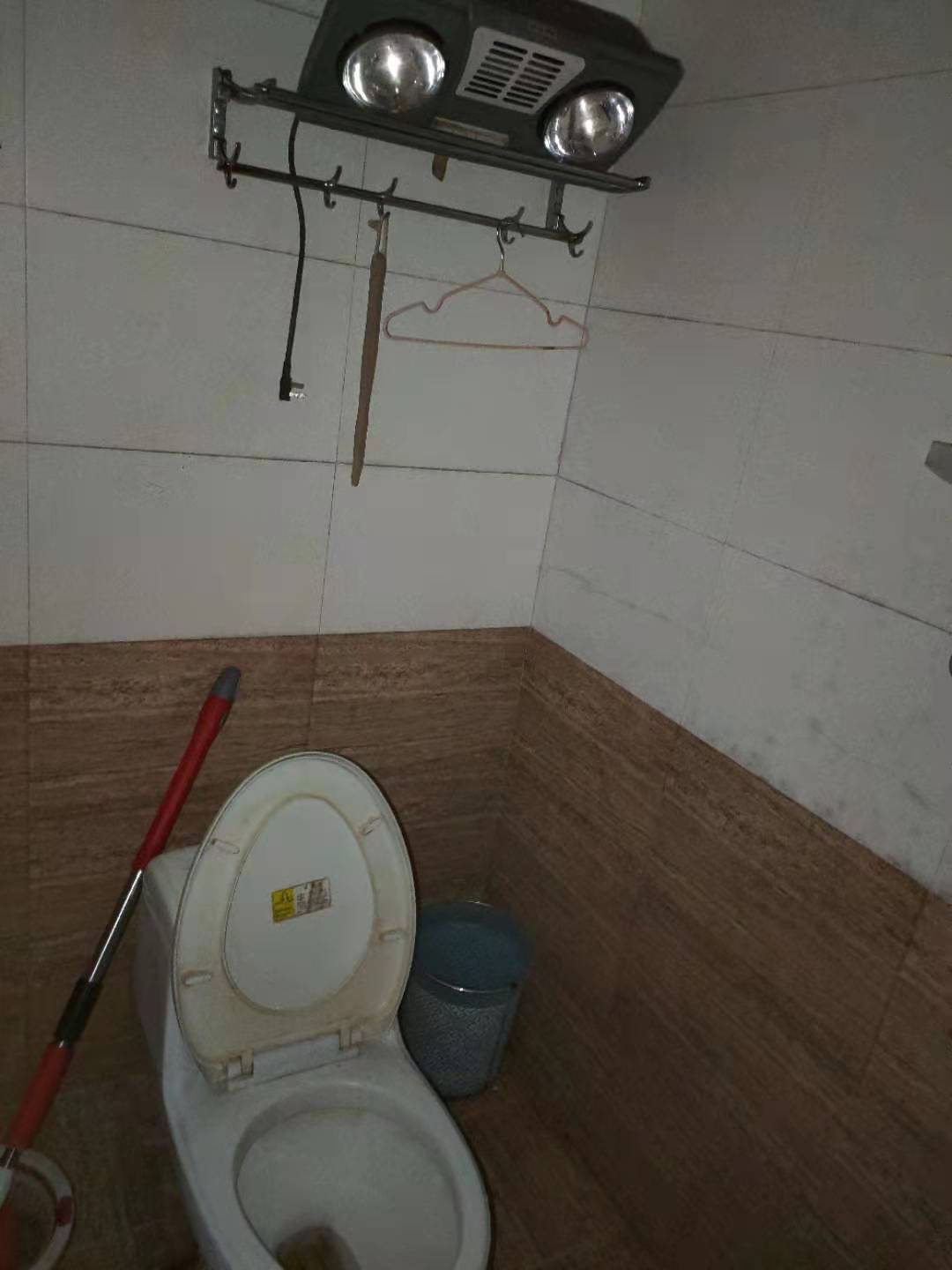 金帆江滨玫瑰园  1室1厅0卫    1200.0元/月室内图