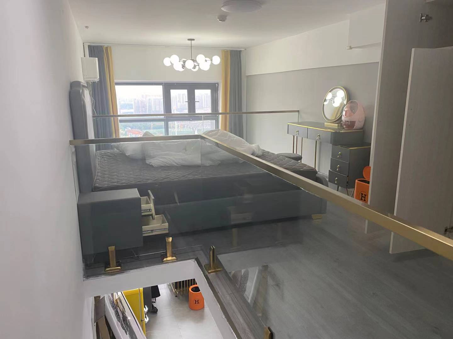 弘坤云寓 1室1厅1卫 3200.0元/月 弘坤云寓 1室1厅1卫 3200.0元/月室内图