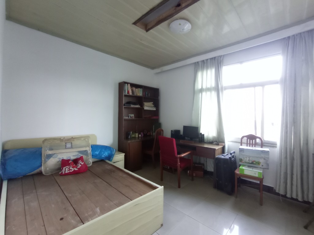 联合新村 4室2厅1卫 1500.0元/月 联合新村 4室2厅1卫 1500.0元/月室内图