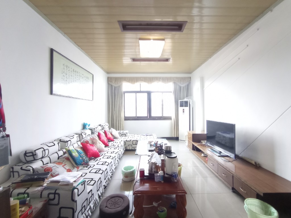 联合新村 4室2厅1卫 1500.0元/月 联合新村 4室2厅1卫 1500.0元/月室内图