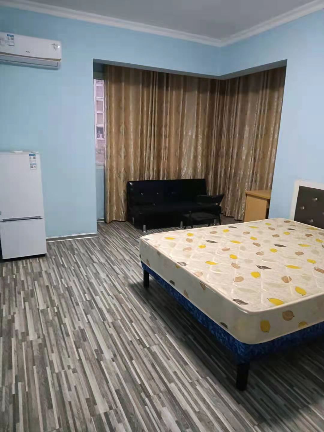 冠都现代城(冠都幸福彼岸)  1室1厅1卫    1100.0元/月 冠都现代城(冠都幸福彼岸)  1室1厅1卫    1100.0元/月室内图