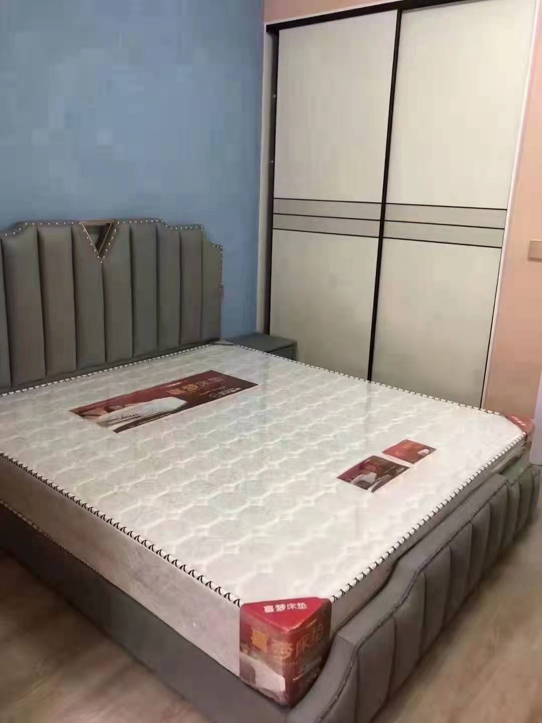 冠都现代城(冠都幸福彼岸) 3室2厅2卫 2400.0元/月 冠都现代城(冠都幸福彼岸) 3室2厅2卫 2400.0元/月室内图