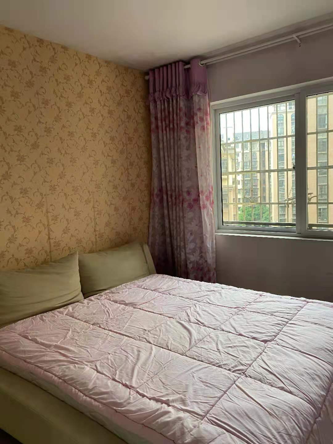 御景东方  2室1厅1卫   1700.00元/月室内图