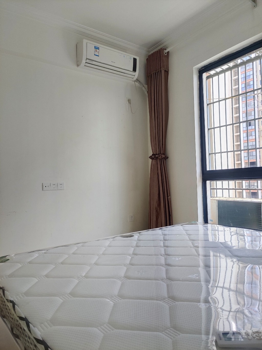 熙园壹号 3室2厅1卫 2200.0元/月 熙园壹号 3室2厅1卫 2200.0元/月室内图