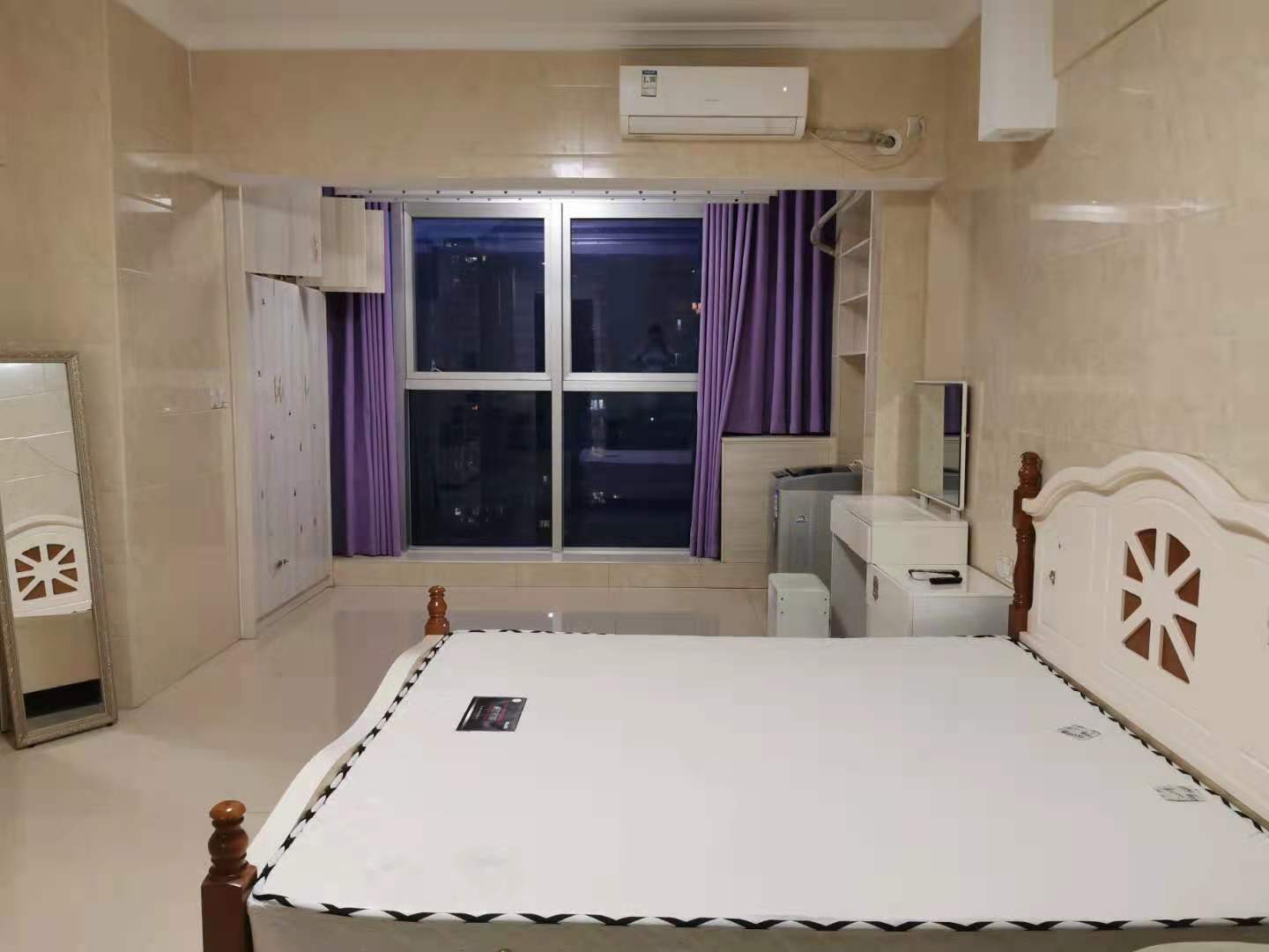 雄森国际  1室1厅1卫    1600.0元/月 雄森国际  1室1厅1卫    1600.0元/月室内图