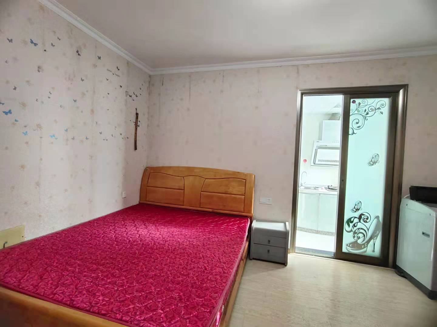 鹏利广场 1室1厅1卫 23.8万 鹏利广场 1室1厅1卫 23.8万卧室