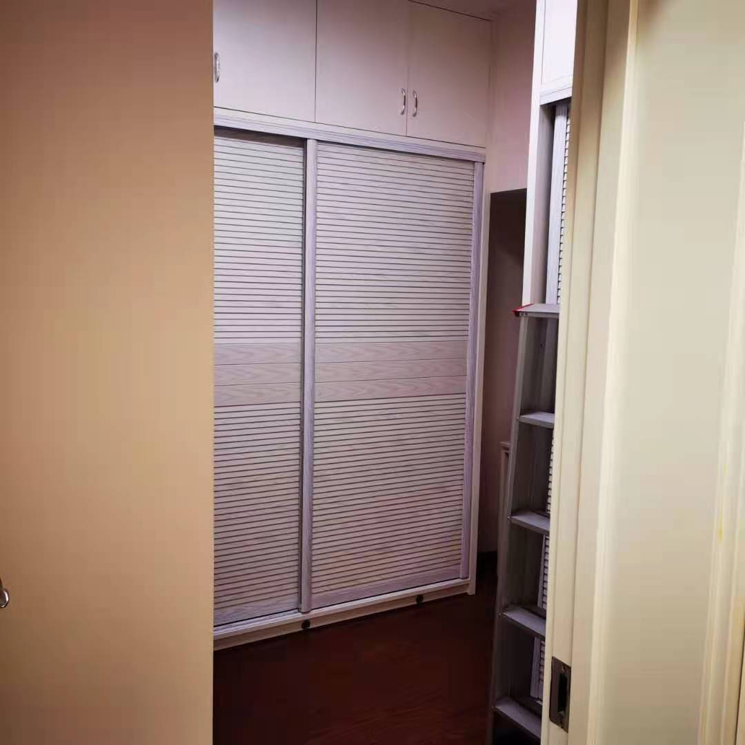 棕榈园  3室2厅1卫    2500.0元/月 棕榈园  3室2厅1卫    2500.0元/月室内图