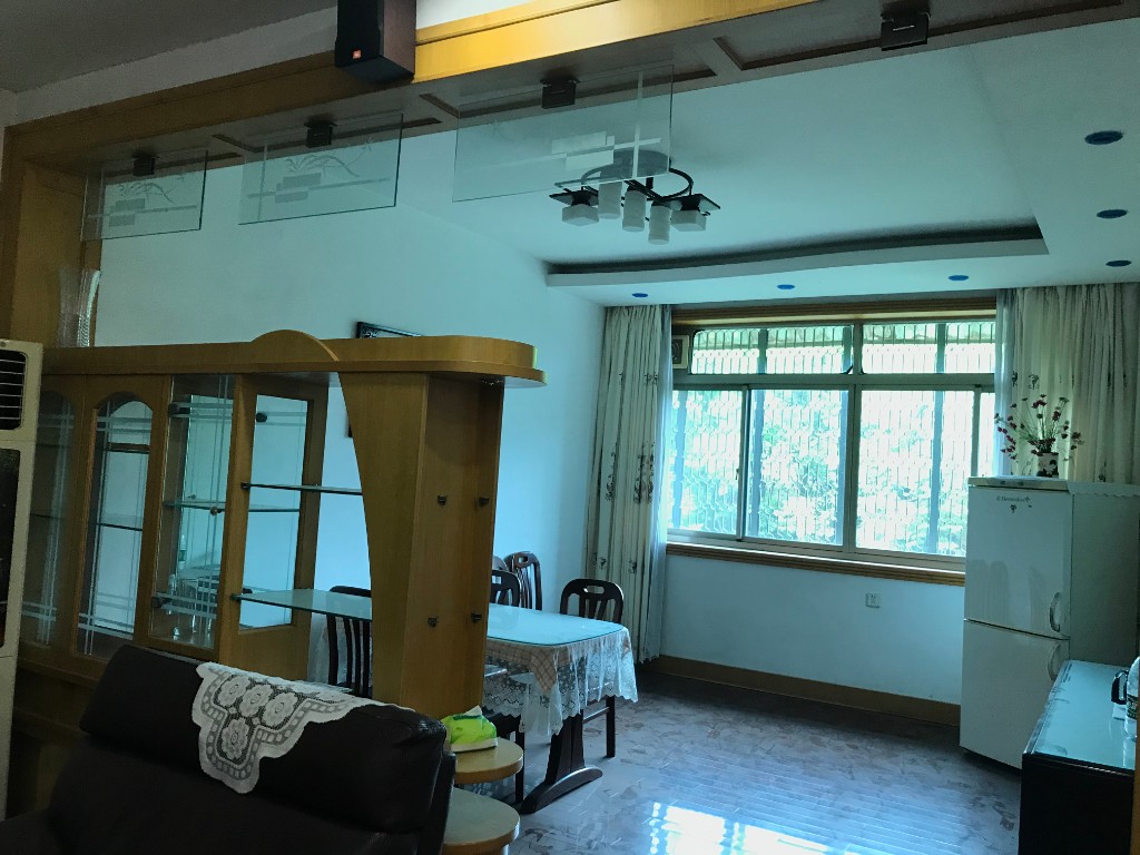 娄底市区物资局 3室2厅2卫 76.8万 娄底市区物资局 3室2厅2卫 76.8万客厅