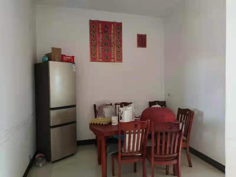 娄星区散盘 3室2厅2卫 50.8万 娄星区散盘 3室2厅2卫 50.8万客厅