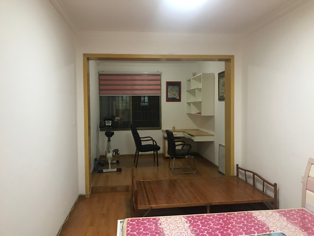 仁和小区 3室2厅2卫 110.0万 仁和小区 3室2厅2卫 110.0万卧室