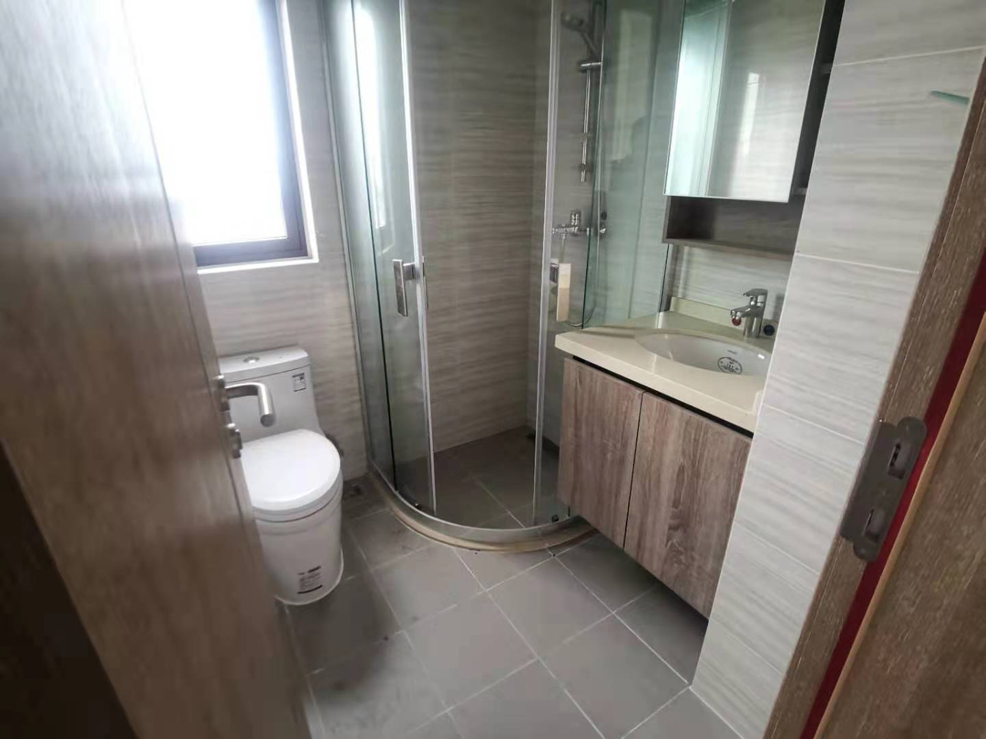 蓝溪谷 3室2厅2卫 75.0万 蓝溪谷 3室2厅2卫 75.0万客厅