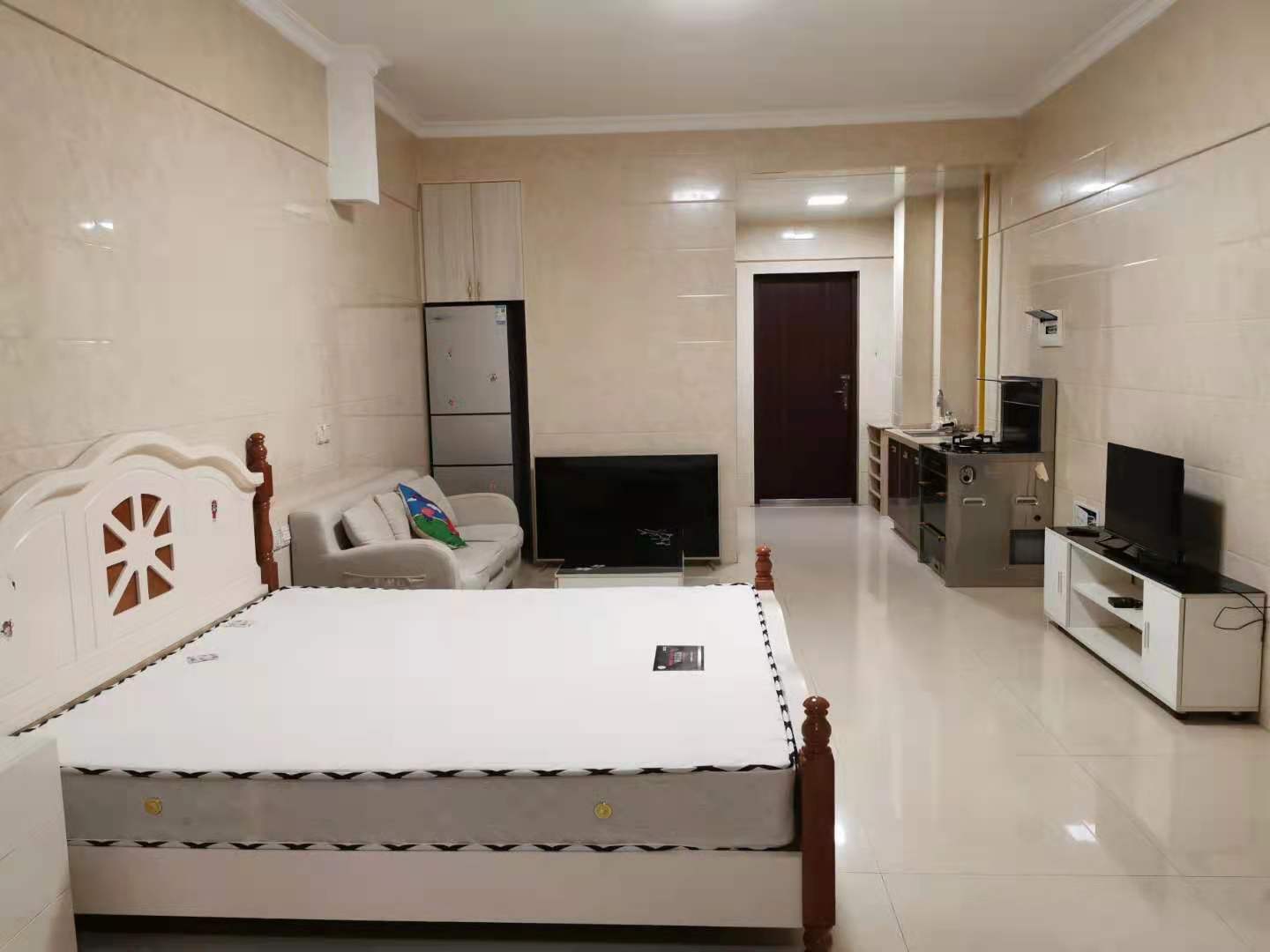 雄森国际  1室1厅1卫    1600.0元/月 雄森国际  1室1厅1卫    1600.0元/月室内图