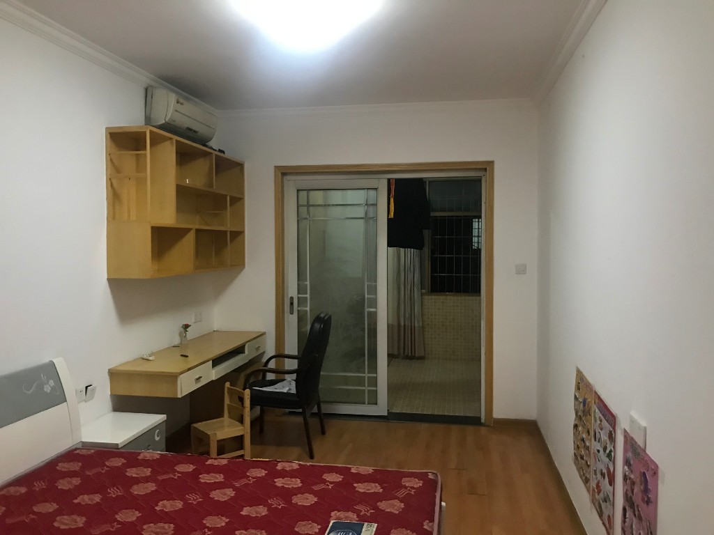 仁和小区 3室2厅2卫 110.0万 仁和小区 3室2厅2卫 110.0万卧室