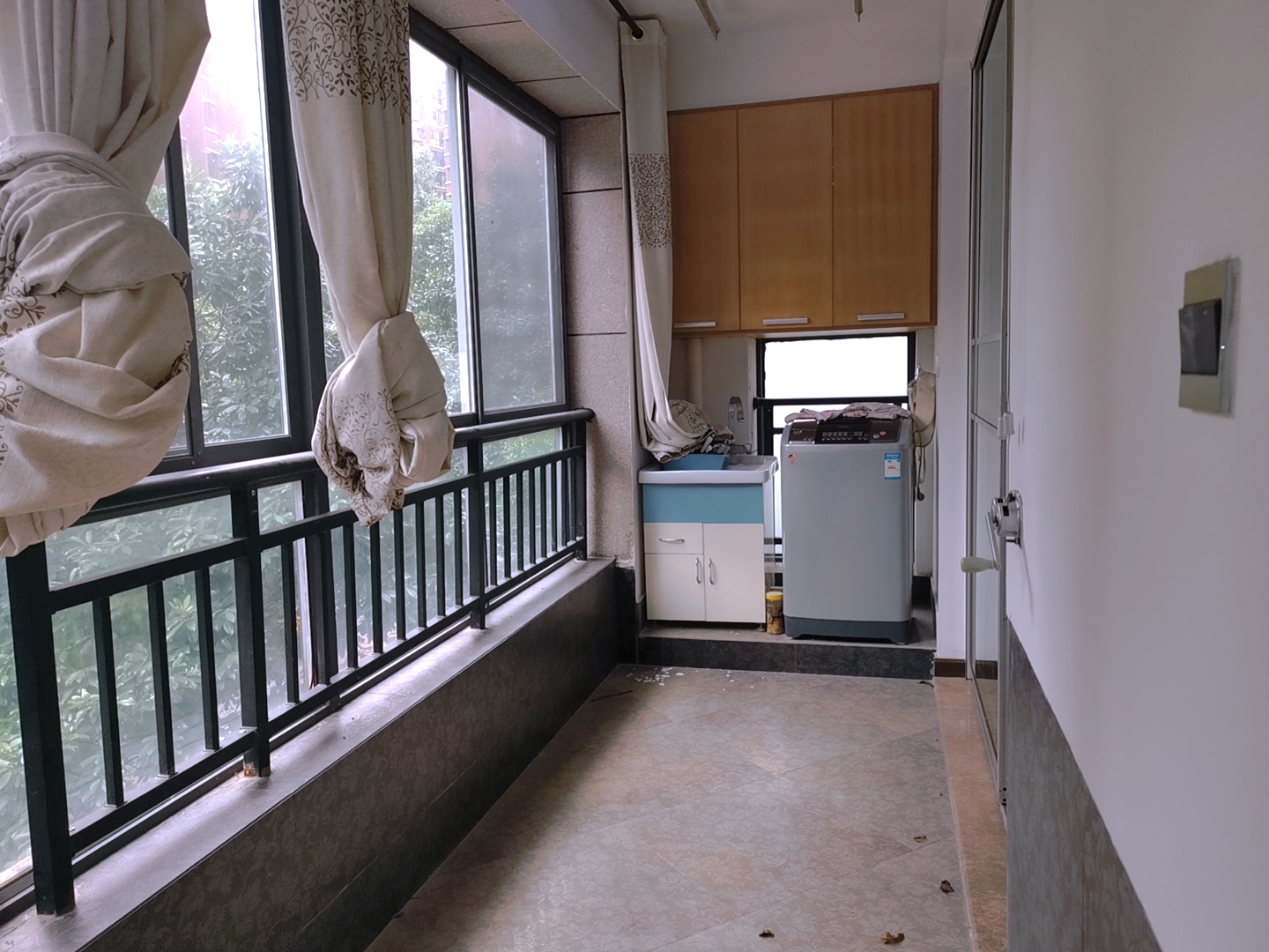 纳帕溪谷  2室2厅1卫    53.8万客厅