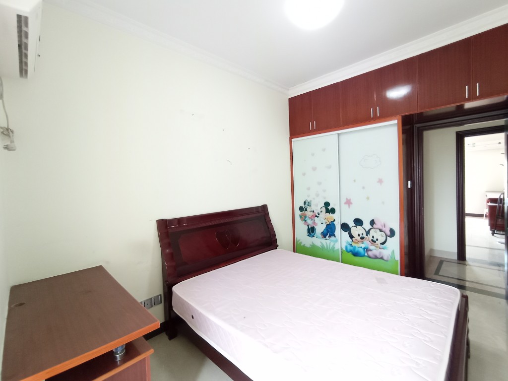 愉景湾西域 3室2厅2卫 2200.0元/月 愉景湾西域 3室2厅2卫 2200.0元/月室内图