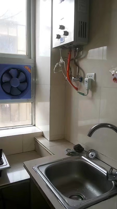 野鸭冲(新屋街) 2室2厅1卫 1000.00元/月 野鸭冲(新屋街) 2室2厅1卫 1000.00元/月室内图