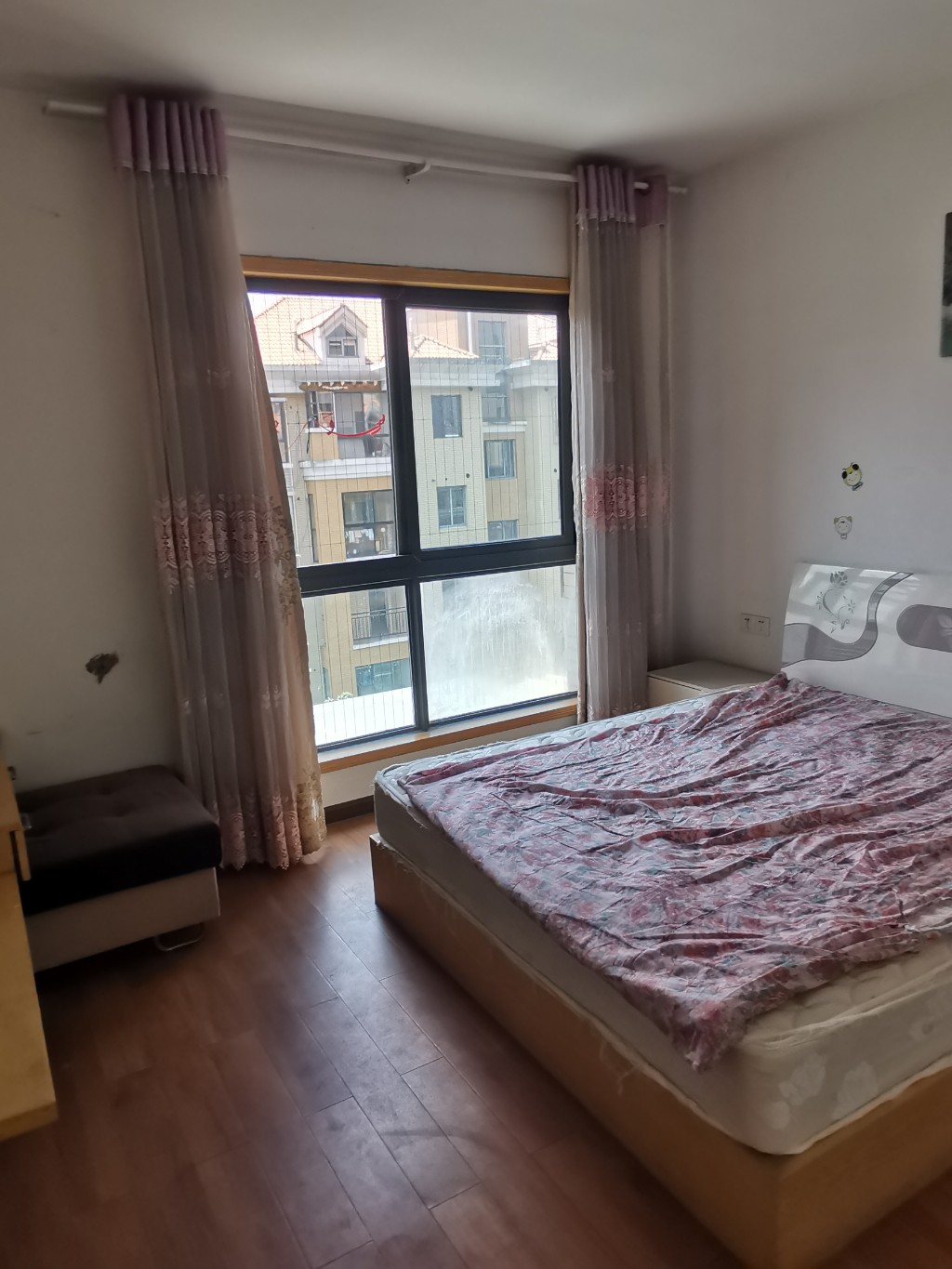 金色荷塘 3室2厅1卫 1700.0元/月 金色荷塘 3室2厅1卫 1700.0元/月室内图