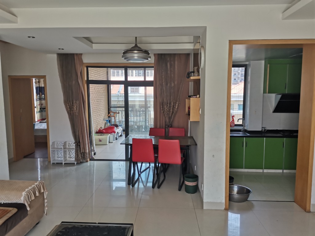 金色荷塘 3室2厅1卫 1700.0元/月 金色荷塘 3室2厅1卫 1700.0元/月室内图