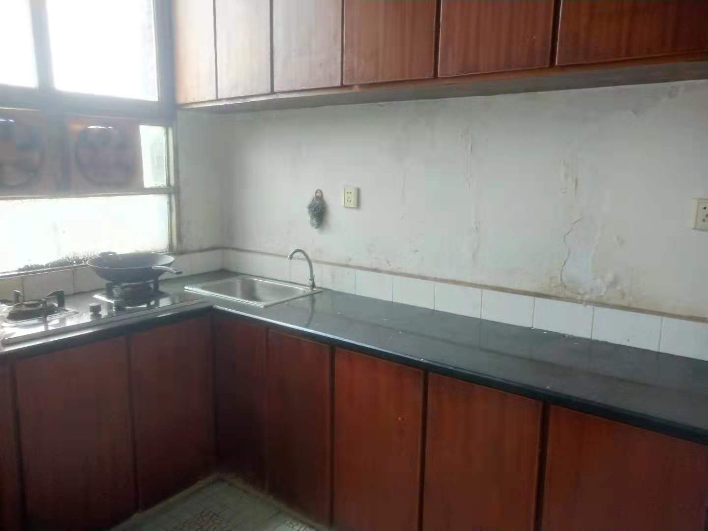 污水处理厂家属区 2室1厅1卫 800.0元/月 污水处理厂家属区 2室1厅1卫 800.0元/月室内图