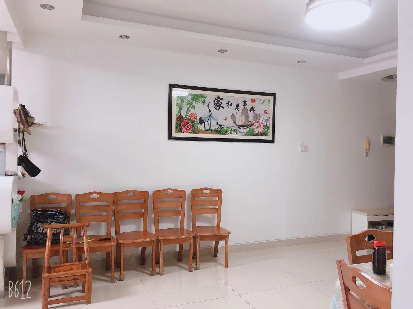 碧水馨城 3室2厅2卫 85.8万 碧水馨城 3室2厅2卫 85.8万客厅