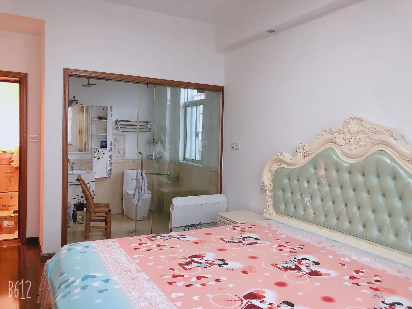 碧水馨城 3室2厅2卫 85.8万 碧水馨城 3室2厅2卫 85.8万卧室