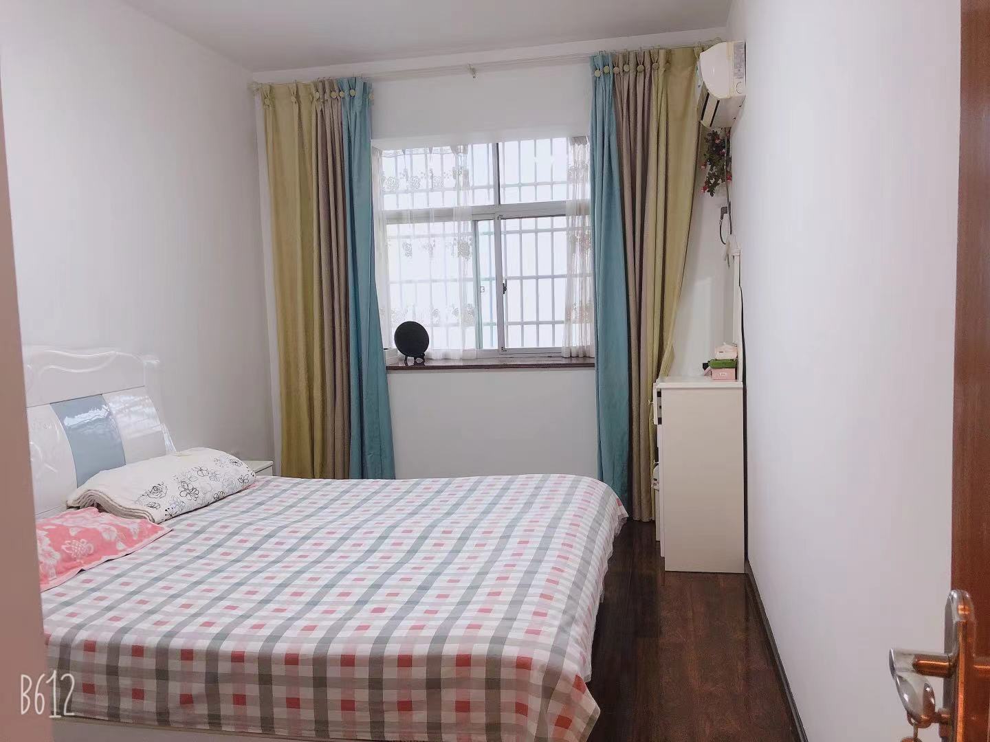 碧水馨城 3室2厅2卫 85.8万 碧水馨城 3室2厅2卫 85.8万卧室